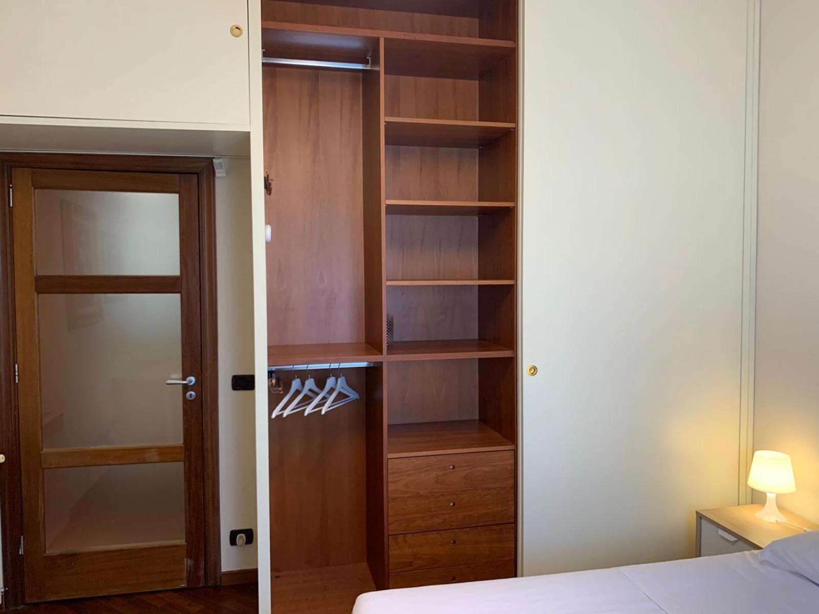 Casa Battisti Messina Guest House In Centro Citta, Ideale Per Famiglie O Gruppi Ngoại thất bức ảnh